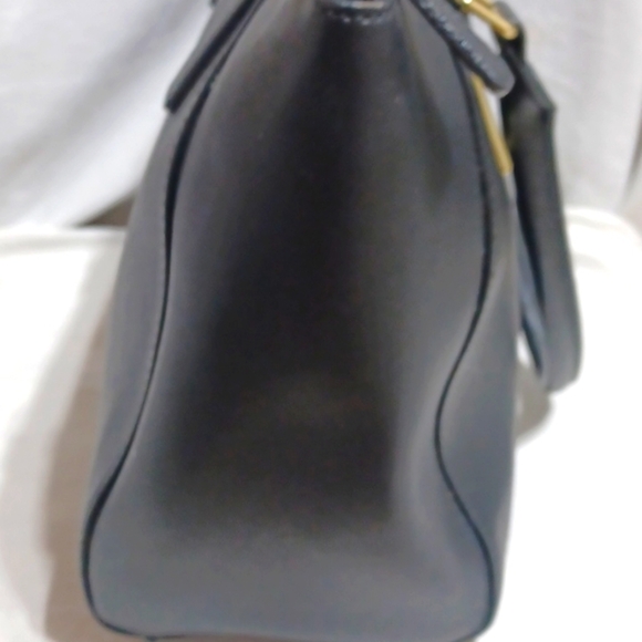 Reaction by Kenneth Cole Bag - Picture 7 of 14